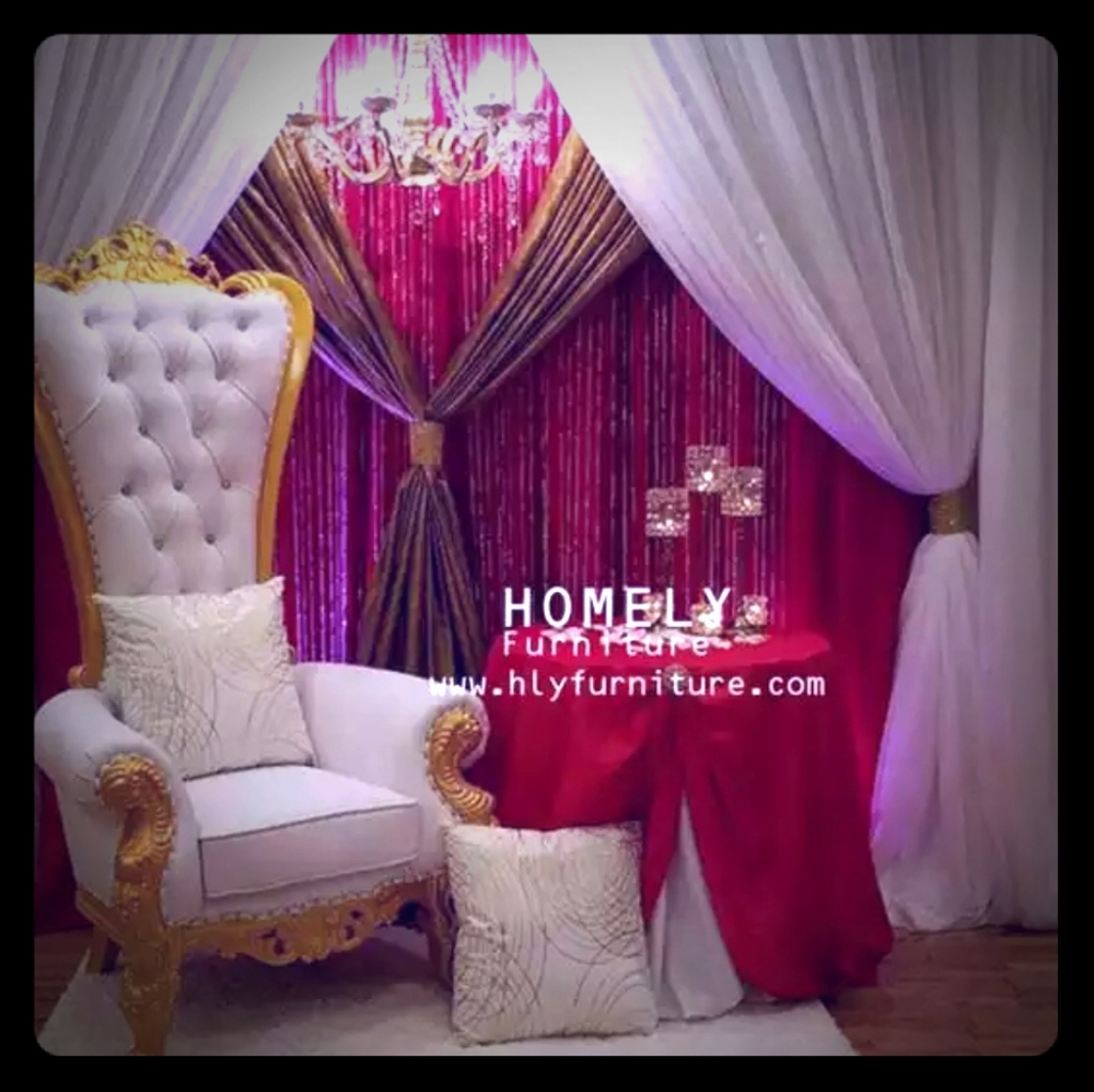 Throne chairs!